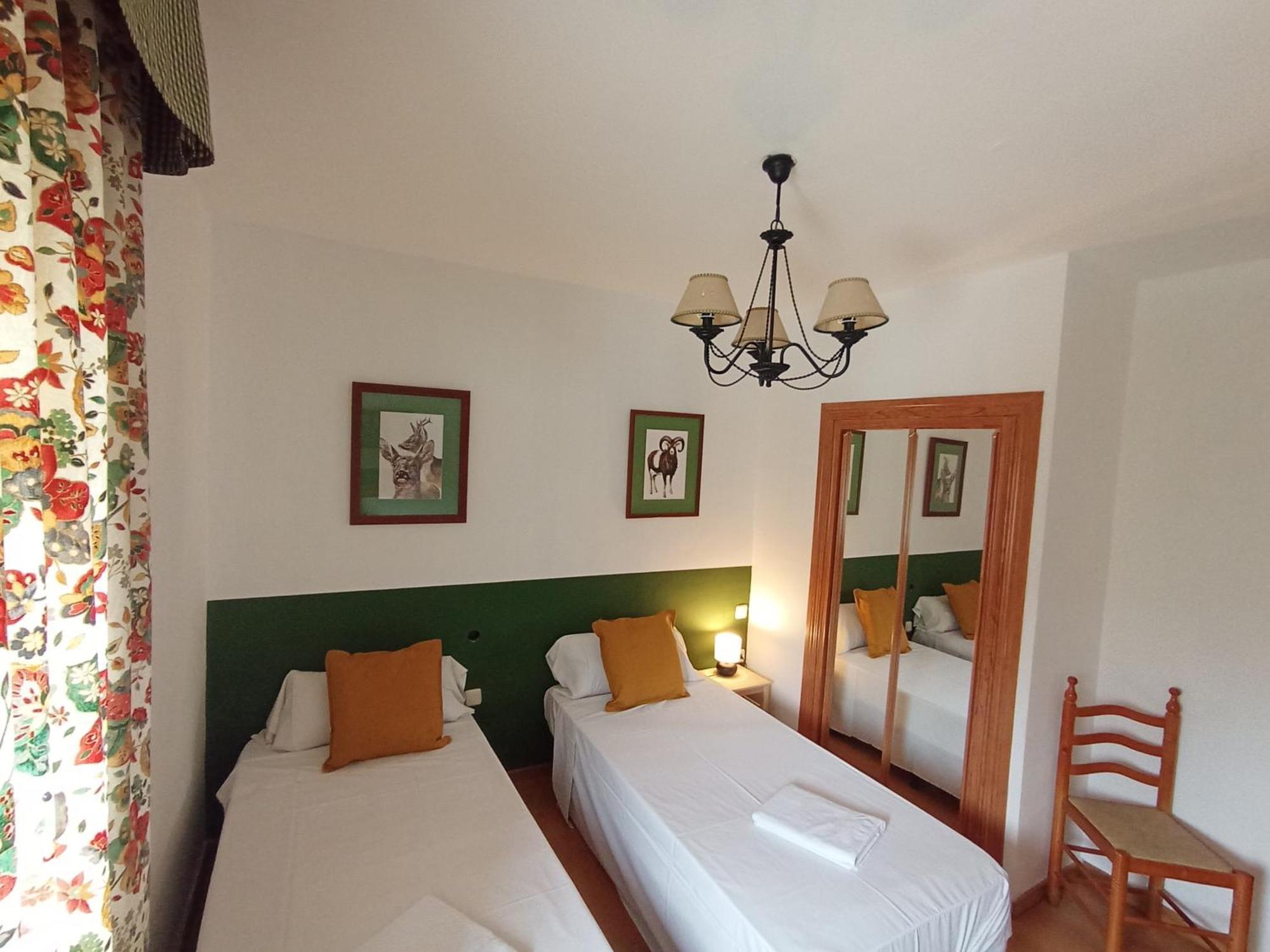 Hostal Rural Alto Tajo Poveda Poveda de la Sierra エクステリア 写真