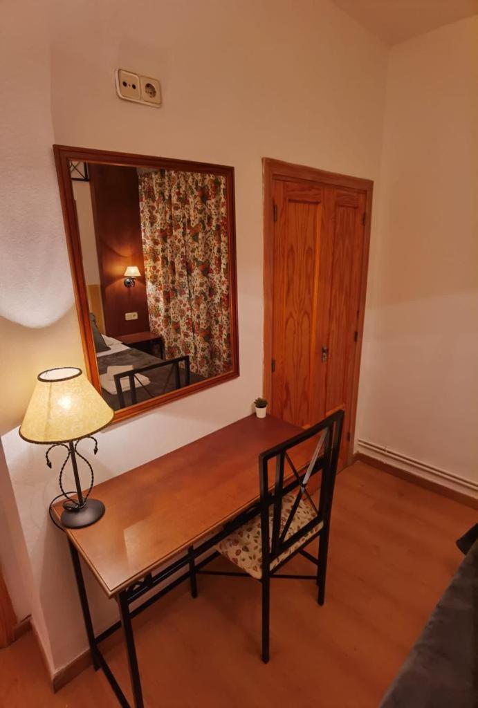 Hostal Rural Alto Tajo Poveda Poveda de la Sierra エクステリア 写真
