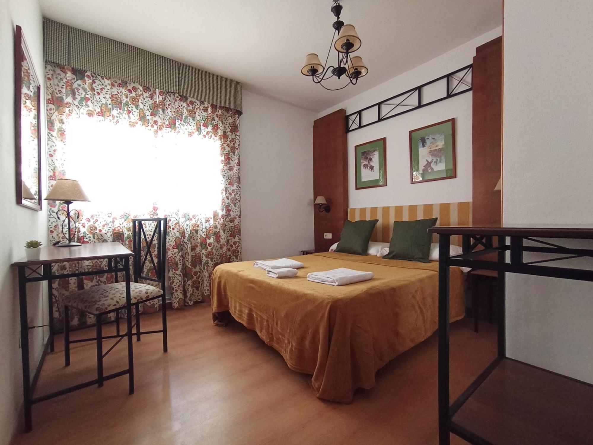 Hostal Rural Alto Tajo Poveda Poveda de la Sierra エクステリア 写真