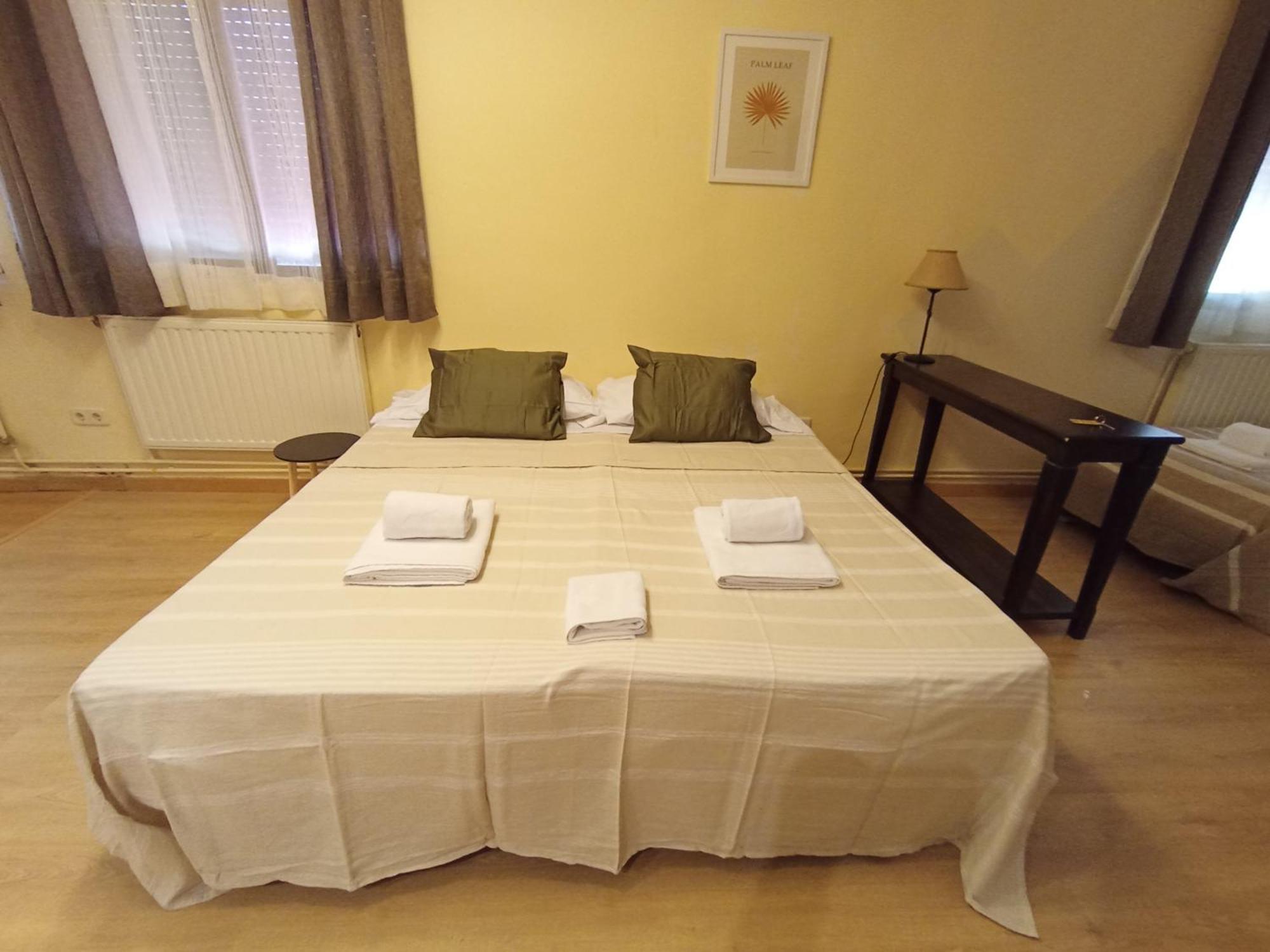 Hostal Rural Alto Tajo Poveda Poveda de la Sierra エクステリア 写真