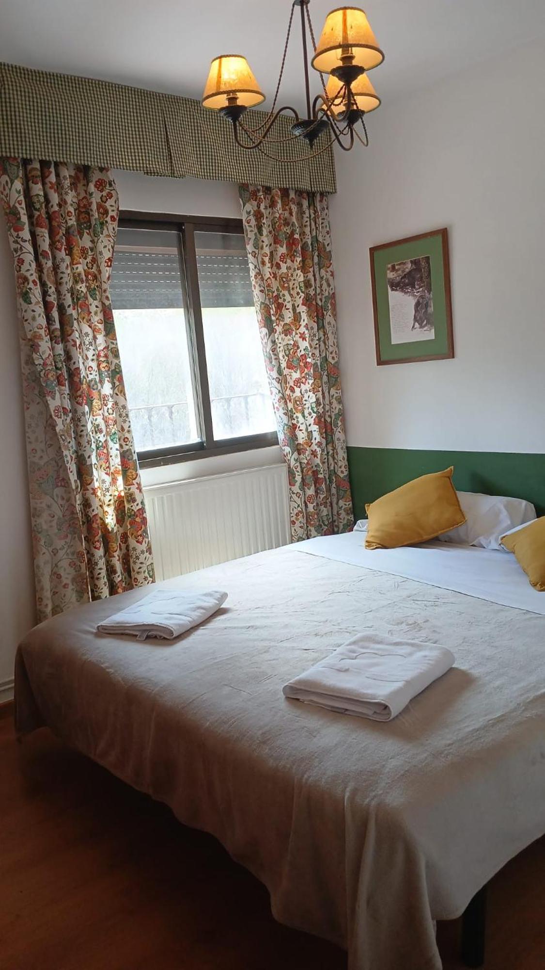 Hostal Rural Alto Tajo Poveda Poveda de la Sierra エクステリア 写真